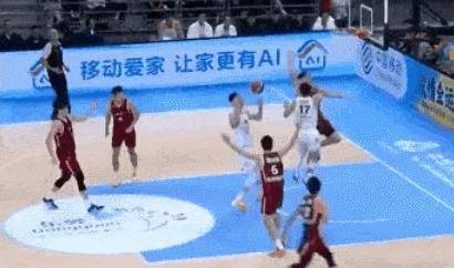 开云体育app-四川队翻盘湖人，孙铭徽统治全场