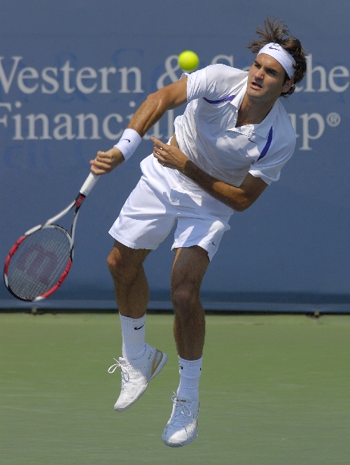 开云下载-法国网球队鏖战西班牙网球队，费德勒制霸全场